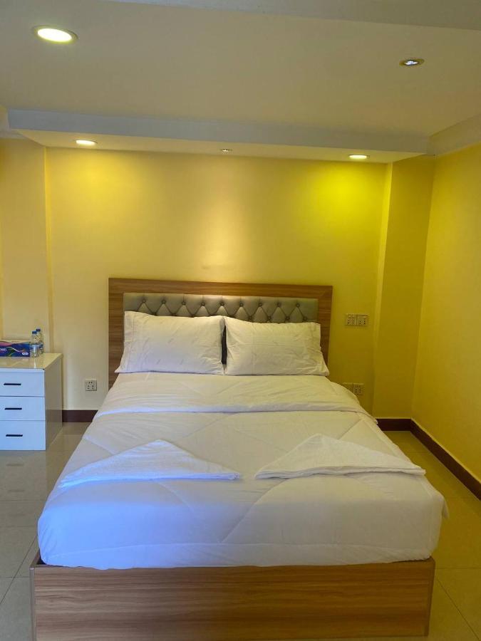 Soma Hotel Phnom Penh Exterior foto