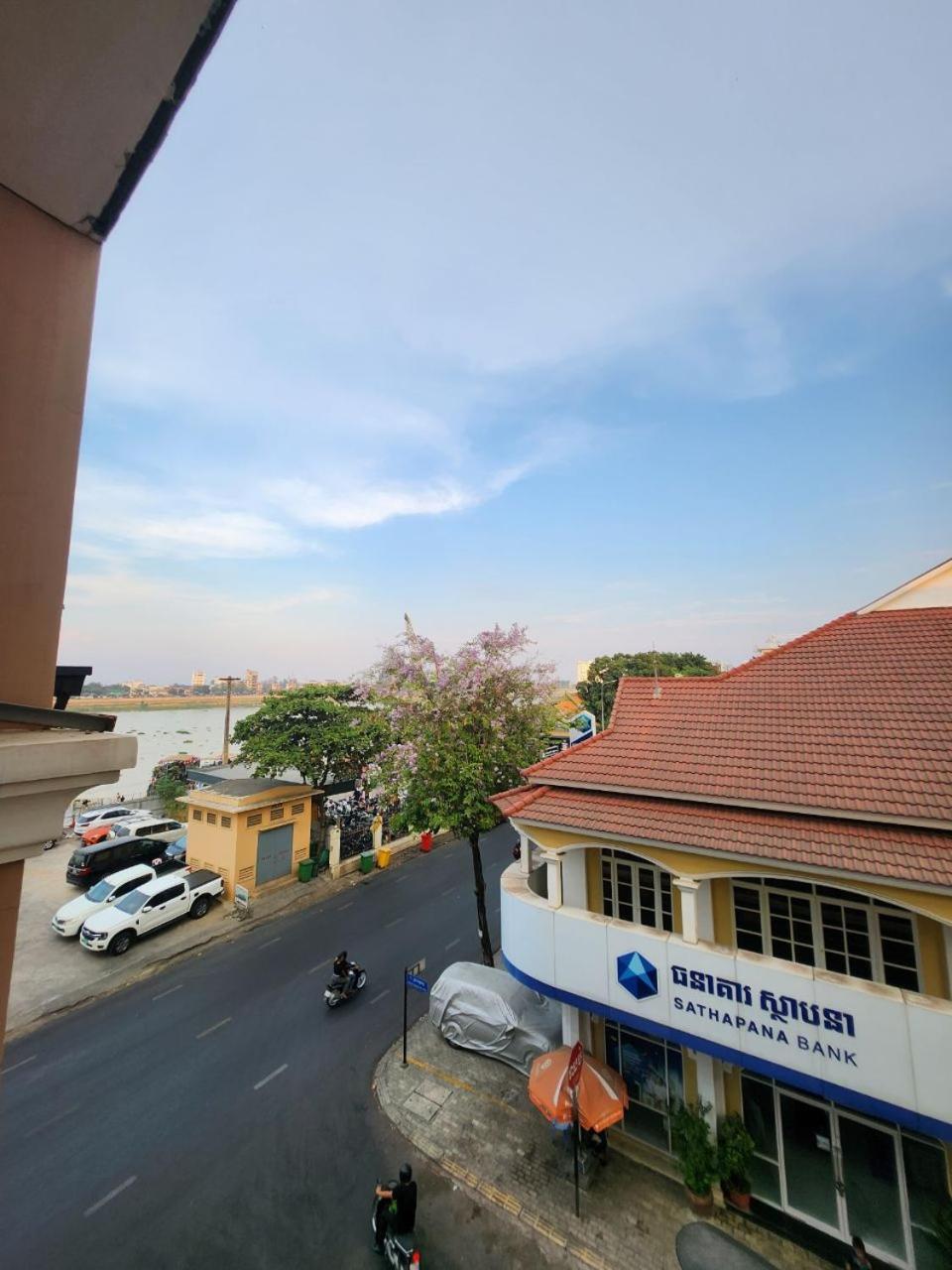 Soma Hotel Phnom Penh Exterior foto